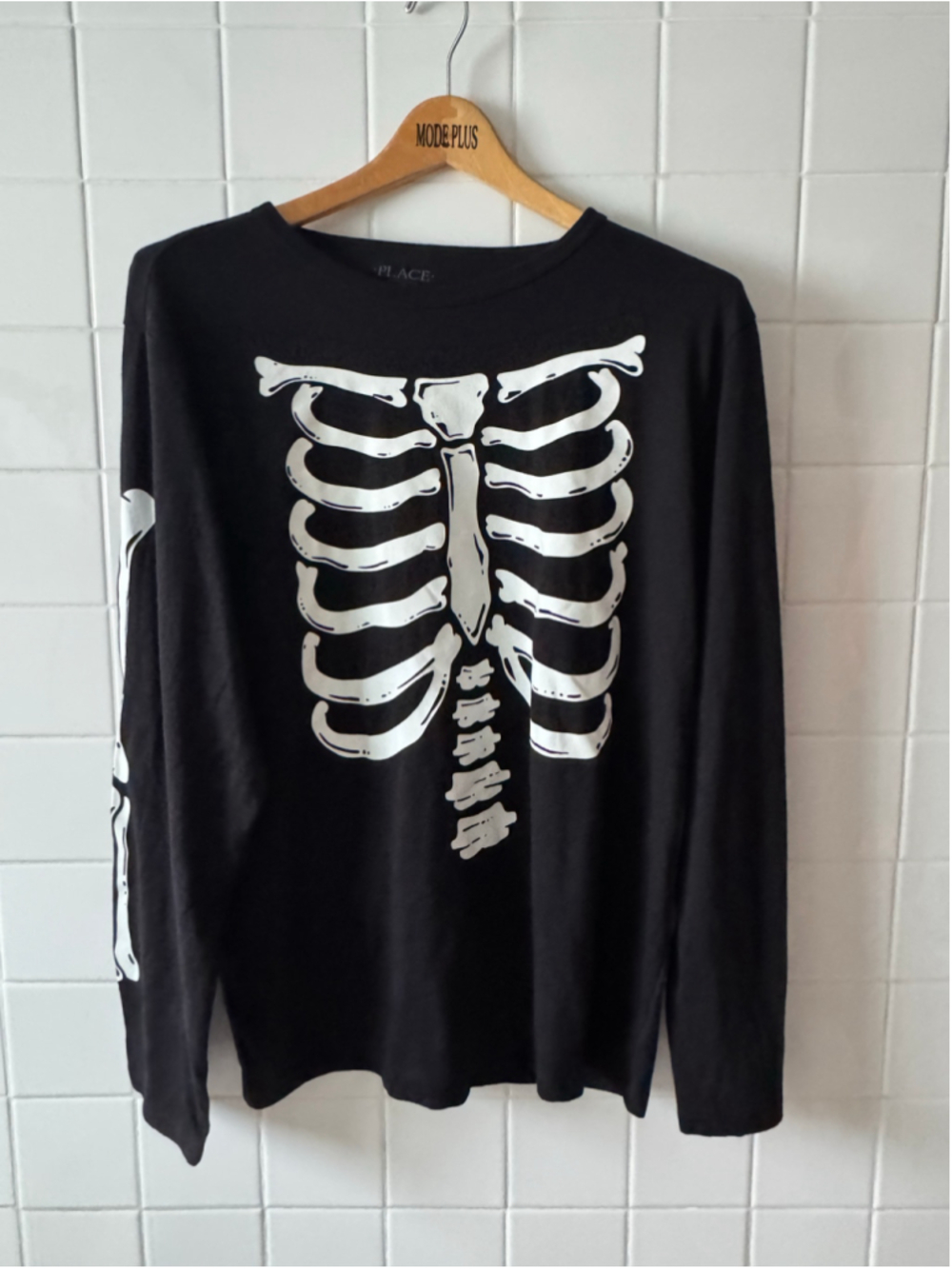 Mens The Children's Place Skeleton Long Sleeve Tee Black White size large